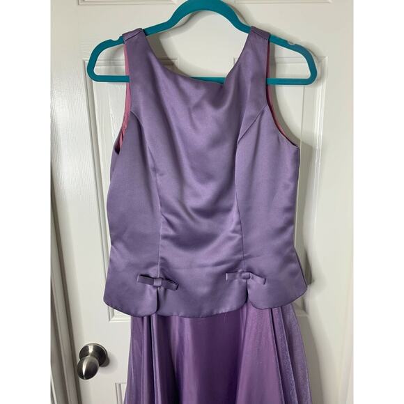 Dave & Johnny Floor Length Purple, Lilac Evening Gown with Stole - Picture 4 of 8